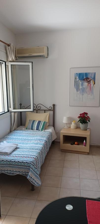 Quiet Studio Near To The Airport 1 Heraklion  Bagian luar foto